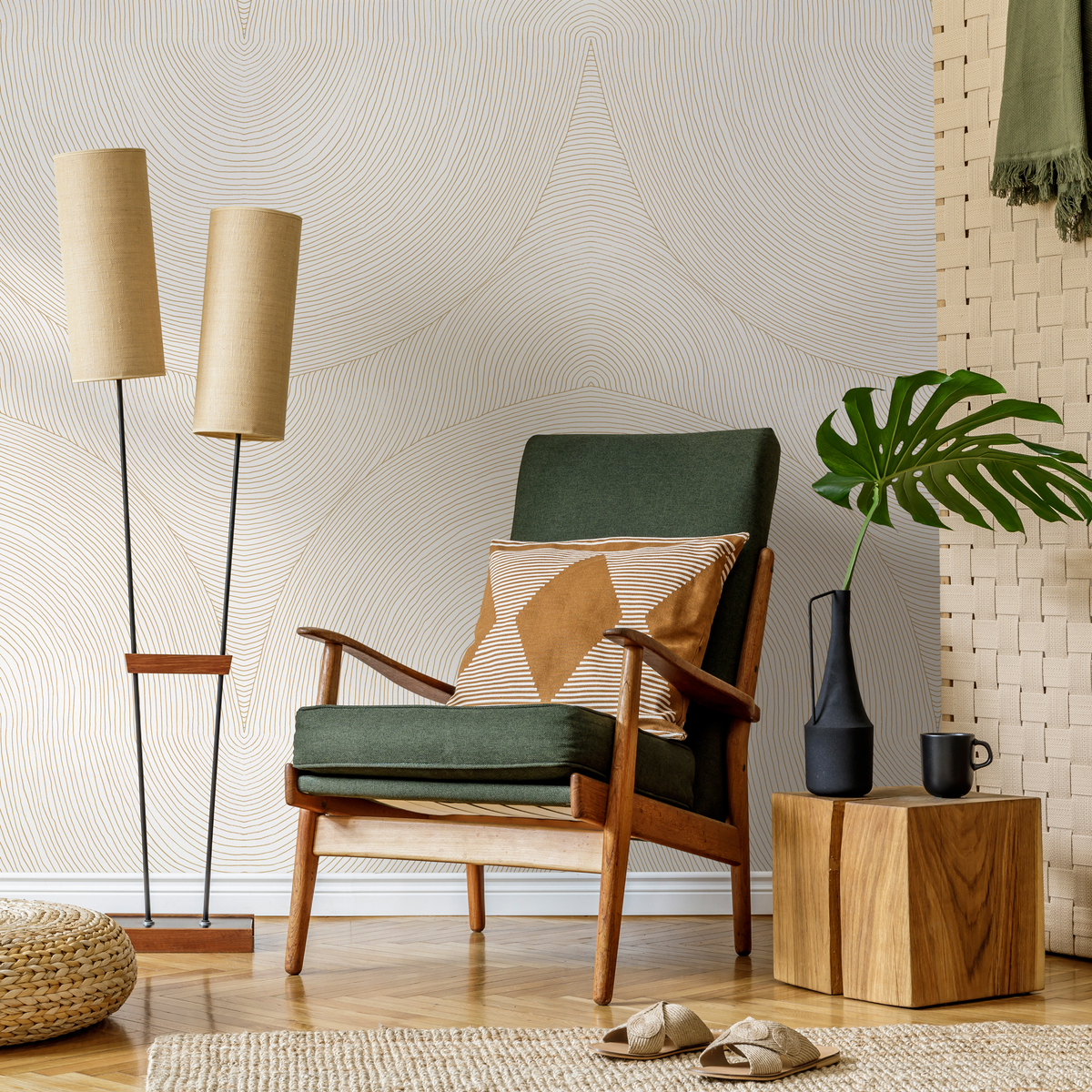 Concentric Line Art Abstract Wallpaper – Minimalist Gold & Beige Cream - detail view