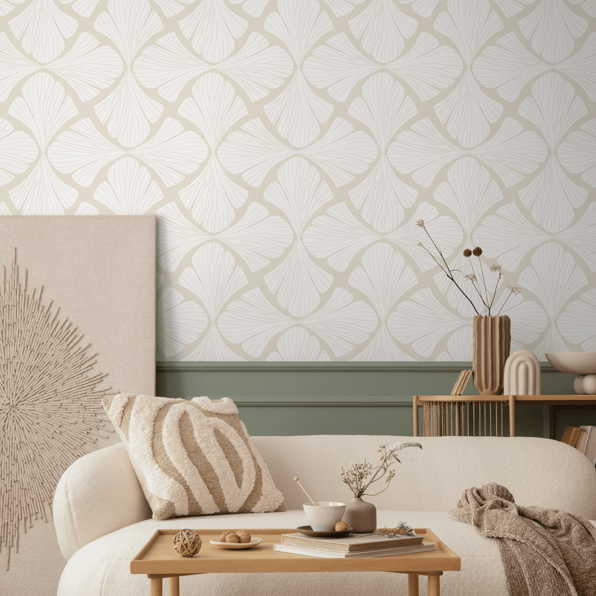 Art Deco Wallpaper with a Ginkgo Leaf Motif in Beige and Cream - detail view