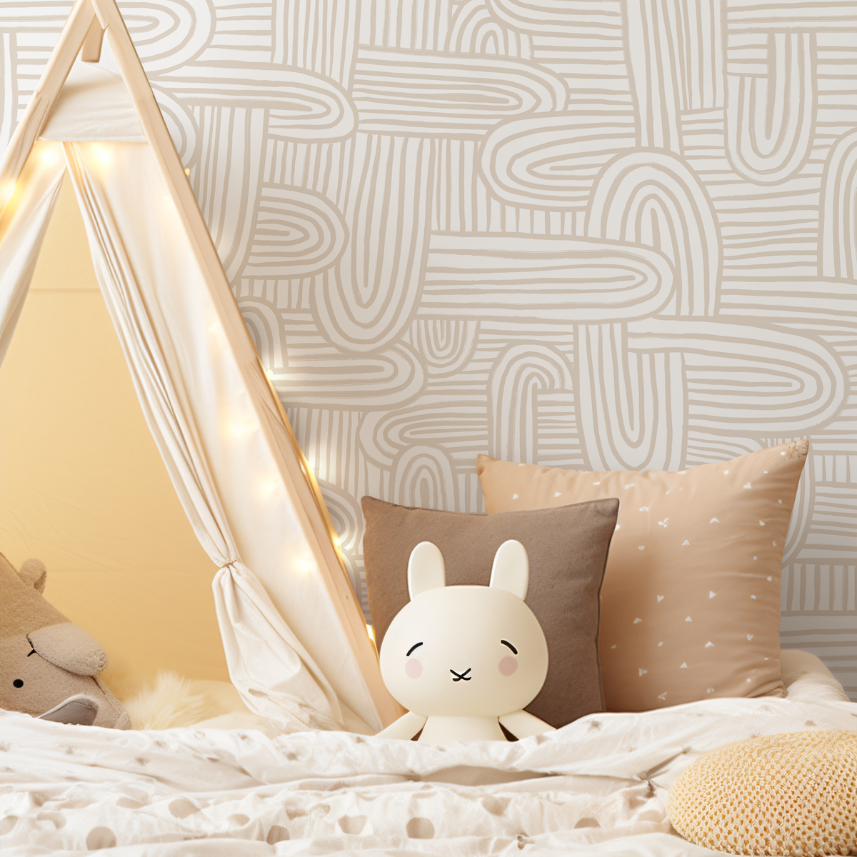 Modern Abstract Wallpaper with Hand-Drawn Arches in Beige and Cream - detail view