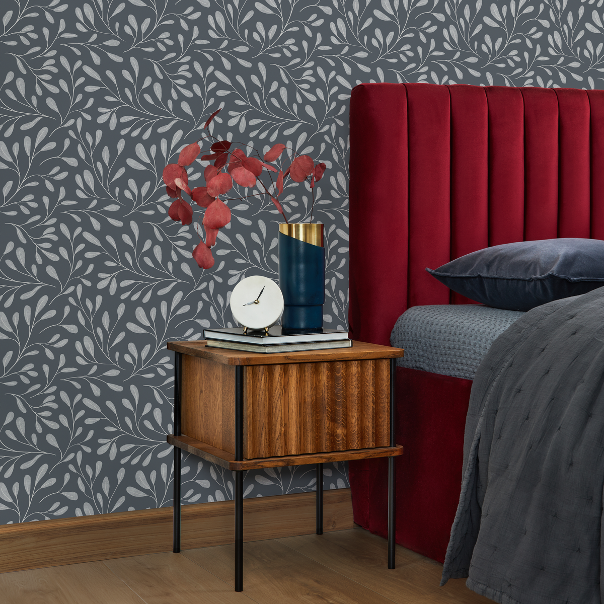 Botanical Wallpaper with a Delicate Vine Motif in Charcoal and Light Gray - detail view