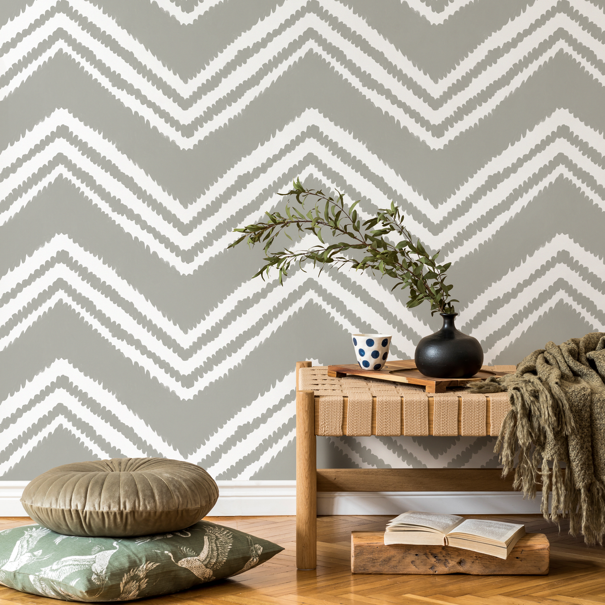 Boho Wallpaper with a Hand-Drawn Chevron Motif in Greige and White - detail view