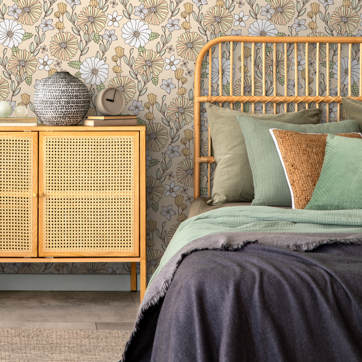 Retro Floral Wallpaper with Stylized Daisies in Yellow, Green, and White - detail view