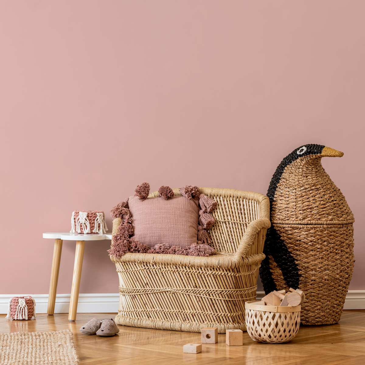 Minimalist Wallpaper with a Solid Color in Old Rose Pink - detail view