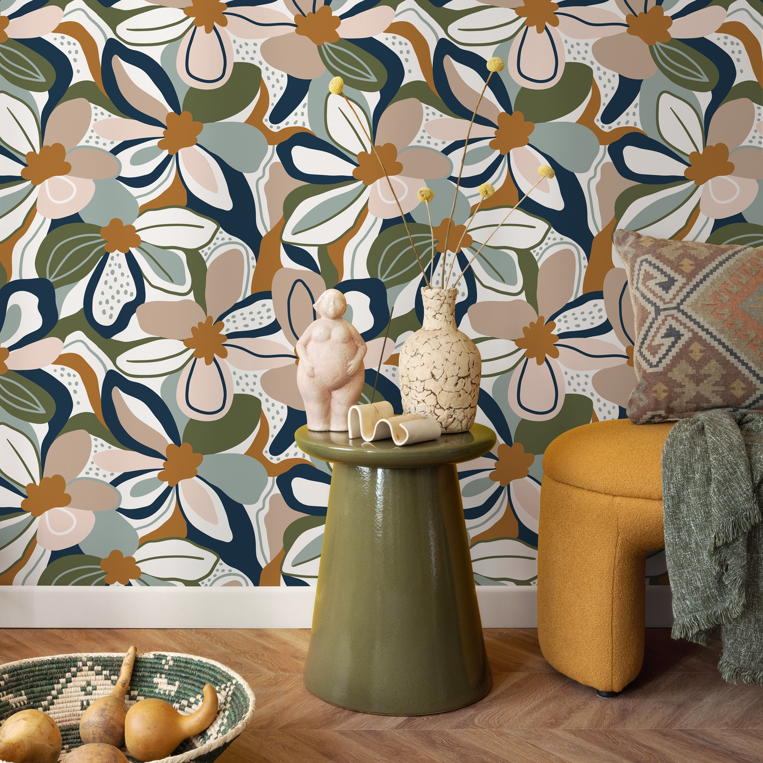 Retro Floral Wallpaper Fun Wallpaper Peel and Stick and Traditional Wallpaper - D657