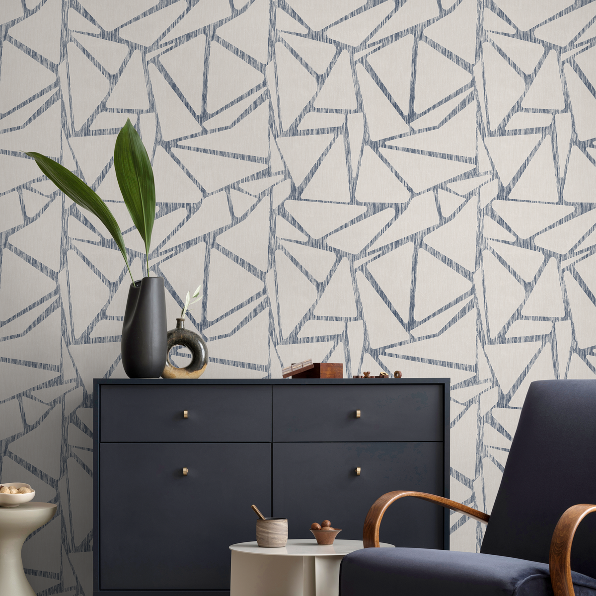 E570 - All Channels Image 0