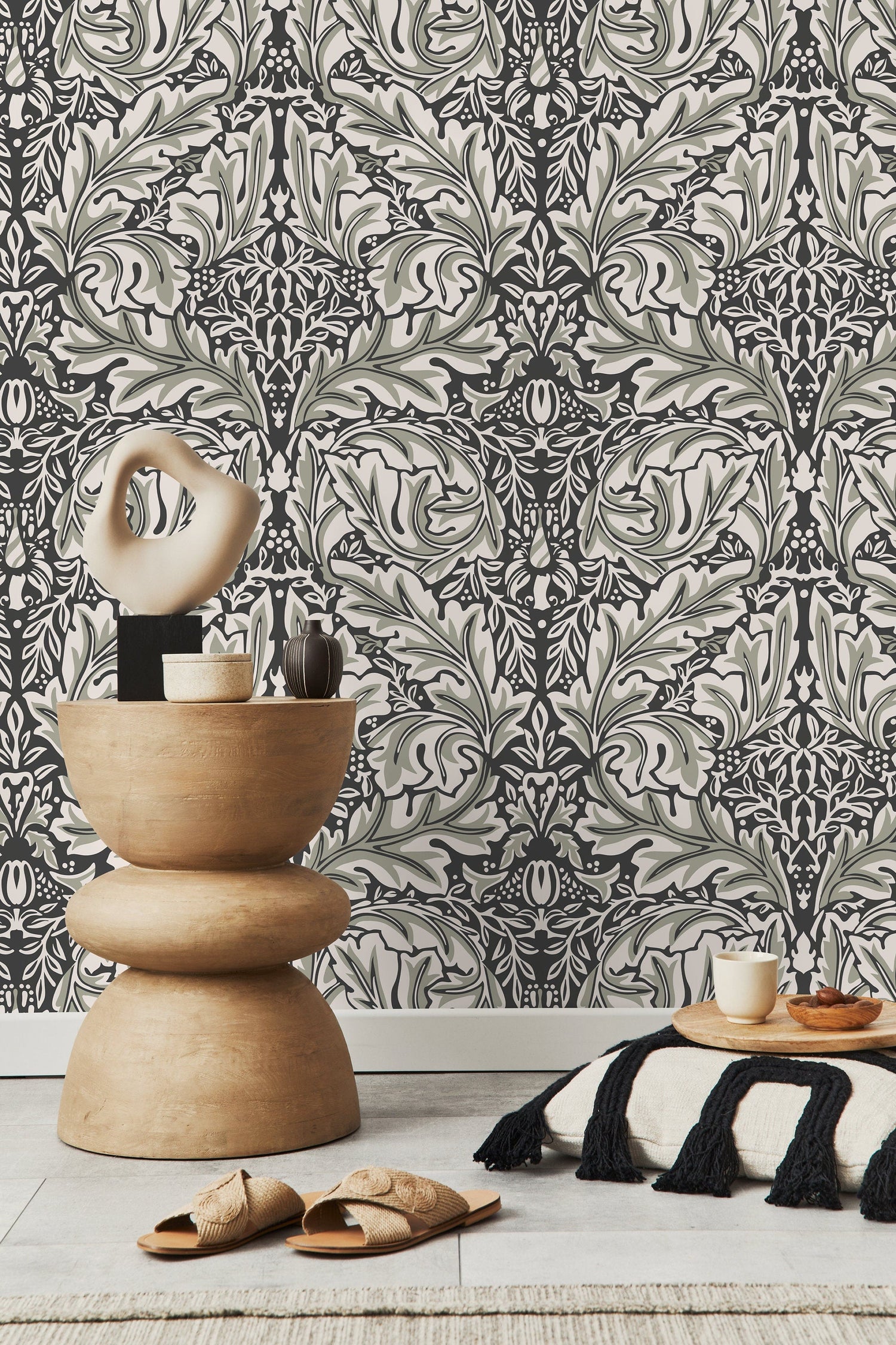 Green Vintage Victorian Wallpaper / Peel and Stick Wallpaper Removable Wallpaper Home Decor Wall Art Wall Decor Room Decor - D266