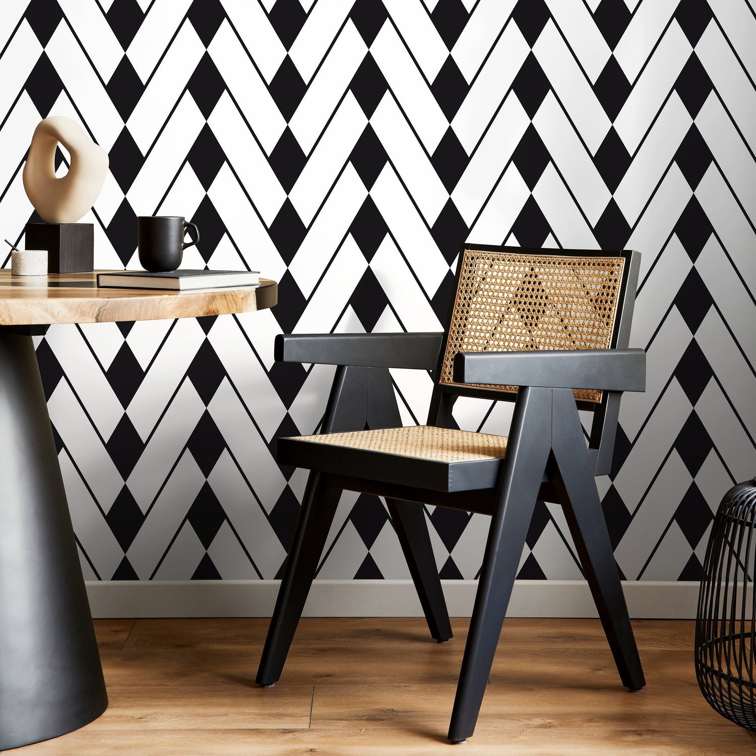 Black and White Modern Wallpaper Geometric Wallpaper Chevron Wallpaper Peel and Stick Wallpaper - A327