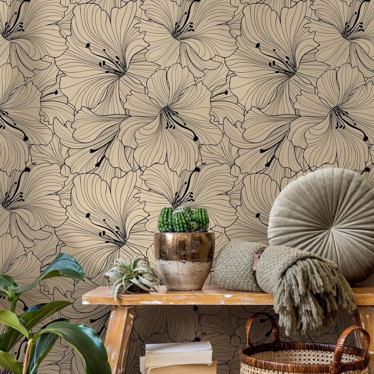 Lily Wallpaper Vintage Peel and Stick Wallpaper for Home Decor Floral Design: Colorful Ivory Blooming Spring Garden - E034