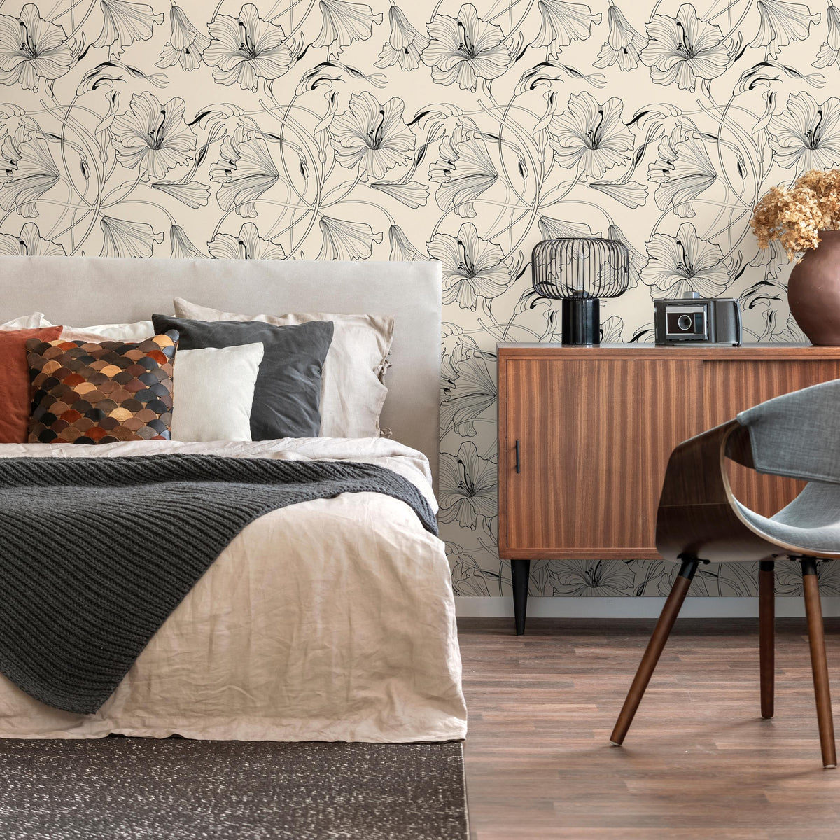 Lily Wallpaper: Vintage Peel and Stick Wallpaper for Home Decor Floral Design Colorful Ivory Blooming Spring Garden - E035