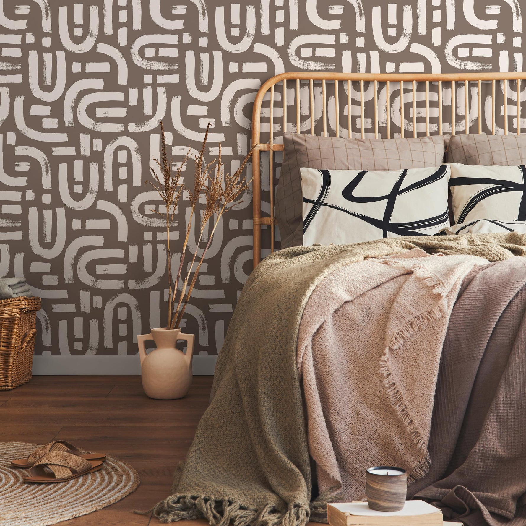 Lavender Color Brush Stroke Labyrinth Pattern Wallpaper / Minimal design abstract pattern Traditional or Removable Wallpaper - E093