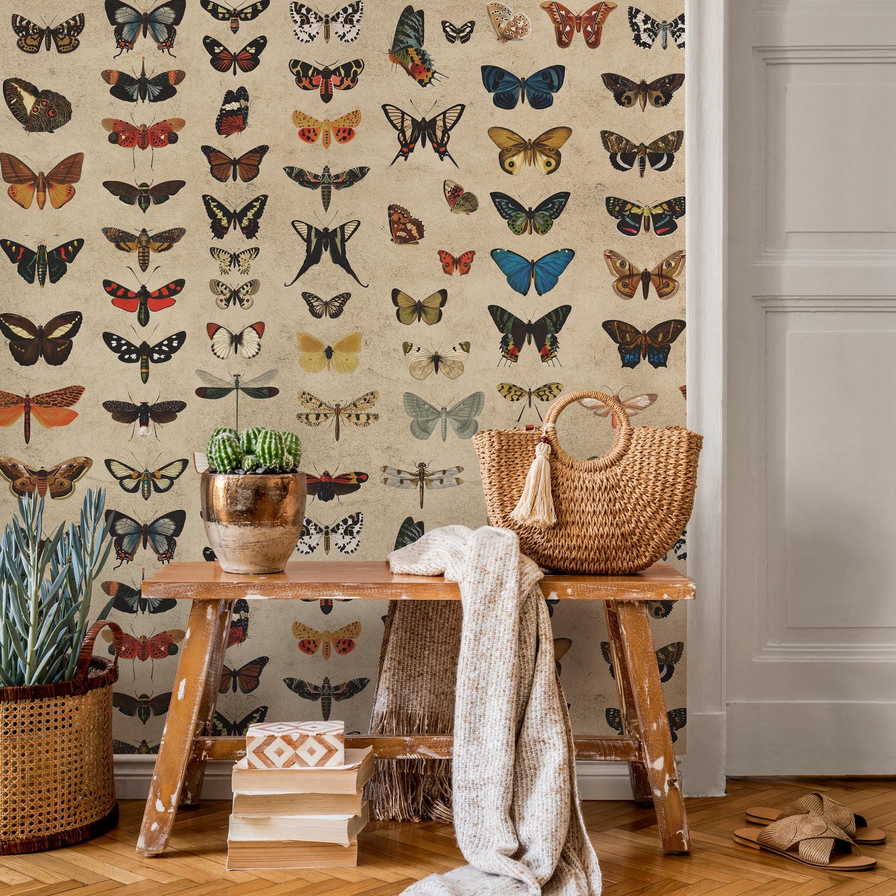 Vintage butterfly peel and stick wallpaper, wallpaper, small animal wallpaper, botanical animal wallpaper, removable wallpaper - E103 A