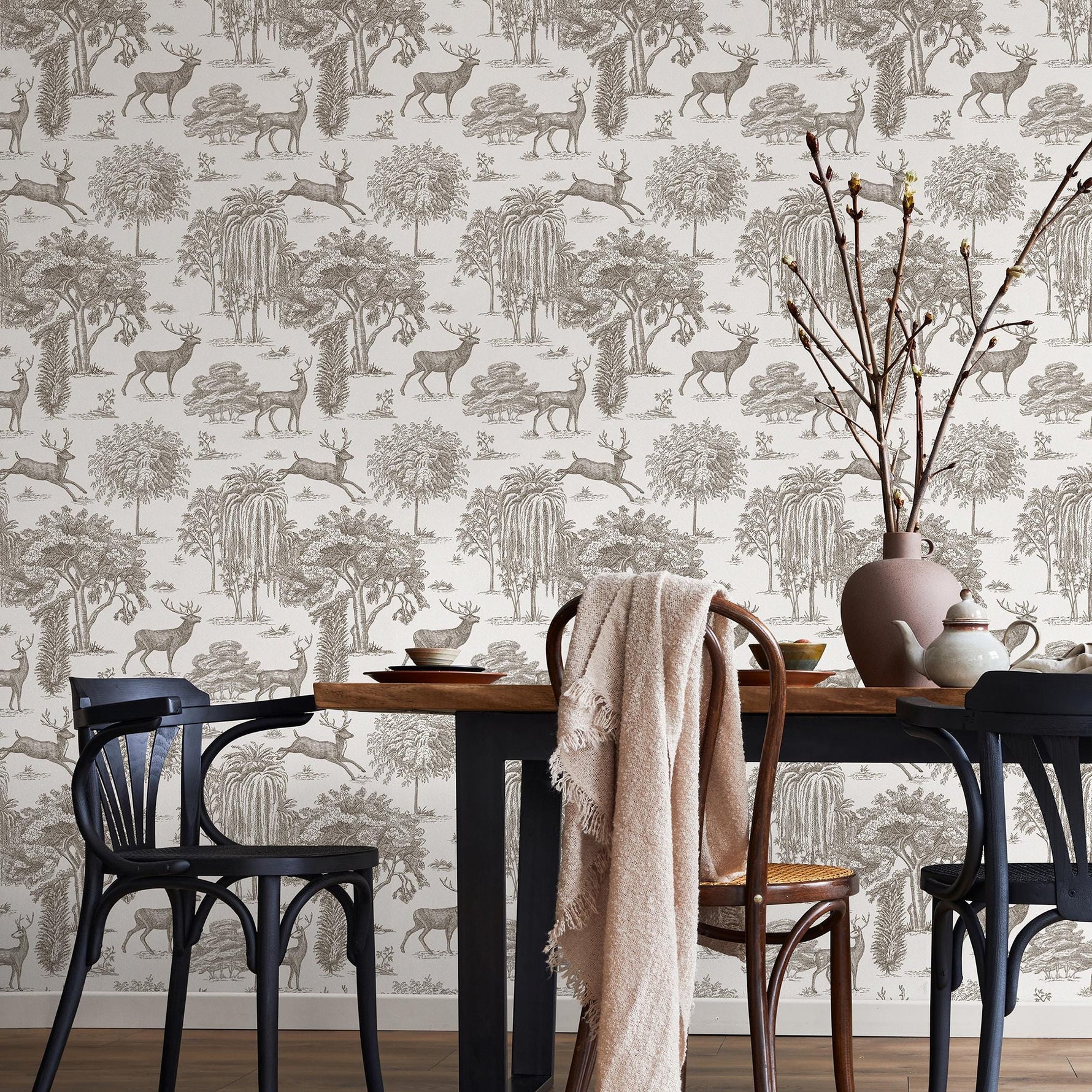Retro Vintage French Toile de Jouy Wallpaper, Print Wall Decor - E123 A