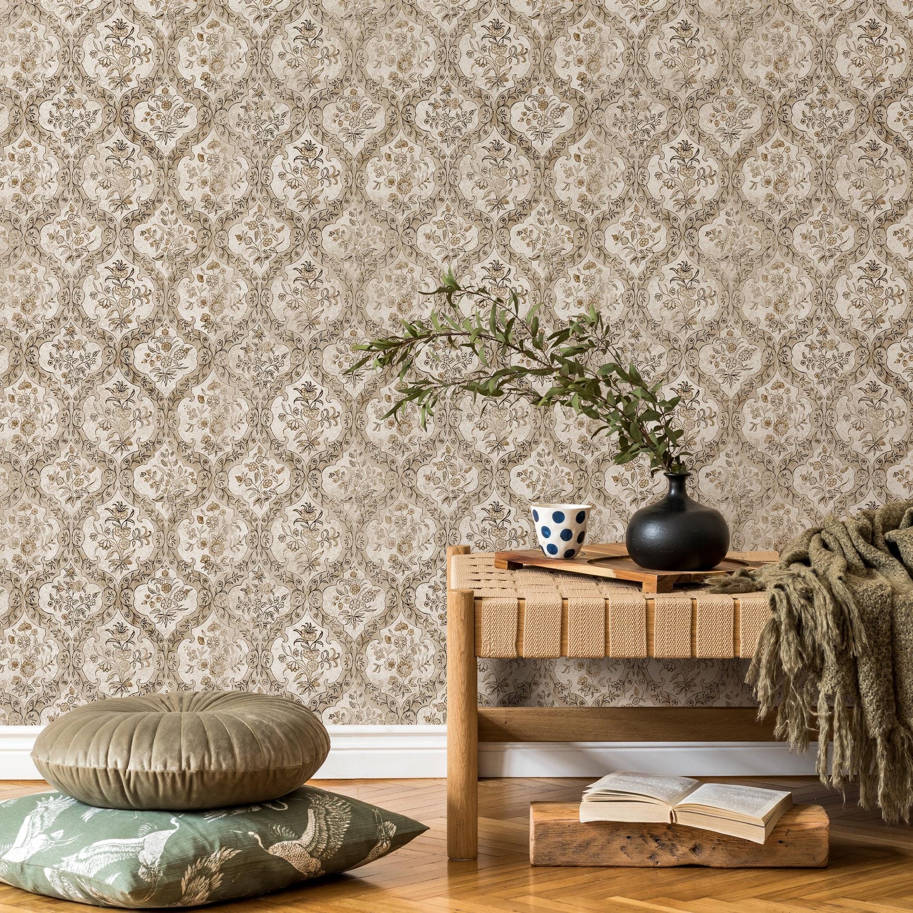 Vintage damask wallpaper, Victorian home decor for aesthetic room decor - E125 B