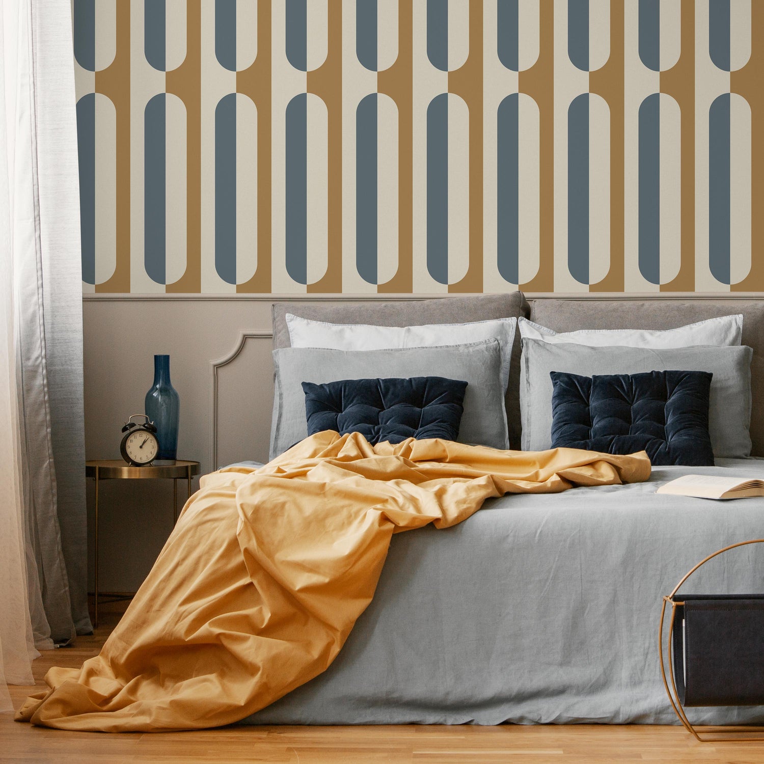 Abstract retro wallpaper, removable wall decal with retro round style, colorful background - Peel and stick - E038
