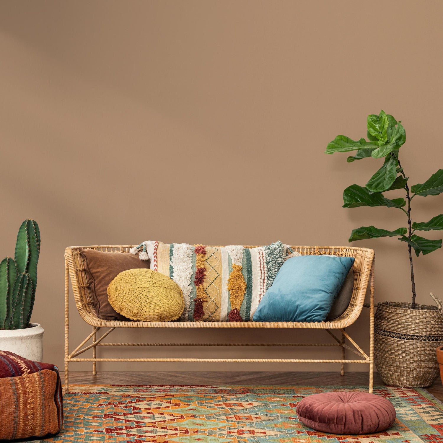 Pale Taupe Wallpaper / Solid Color / A Minimalist Wall Covering in a Warm Earthy Beige - E199