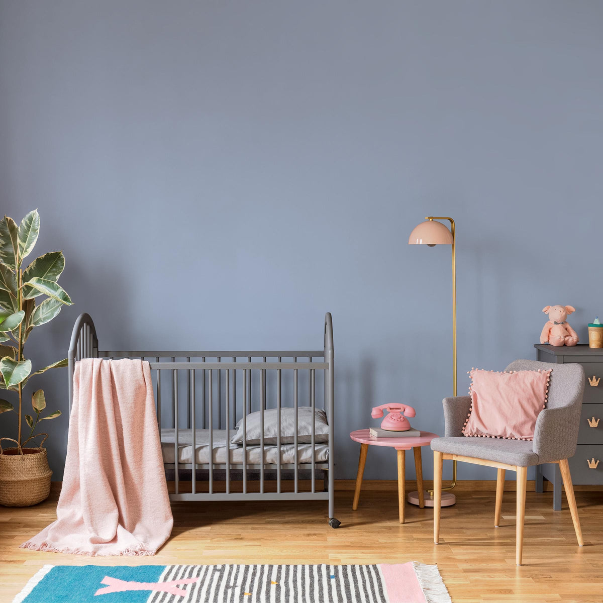 Dusty Periwinkle Wallpaper / Solid Color / A Modern Minimalist Design in a Muted Periwinkle Blue - E178