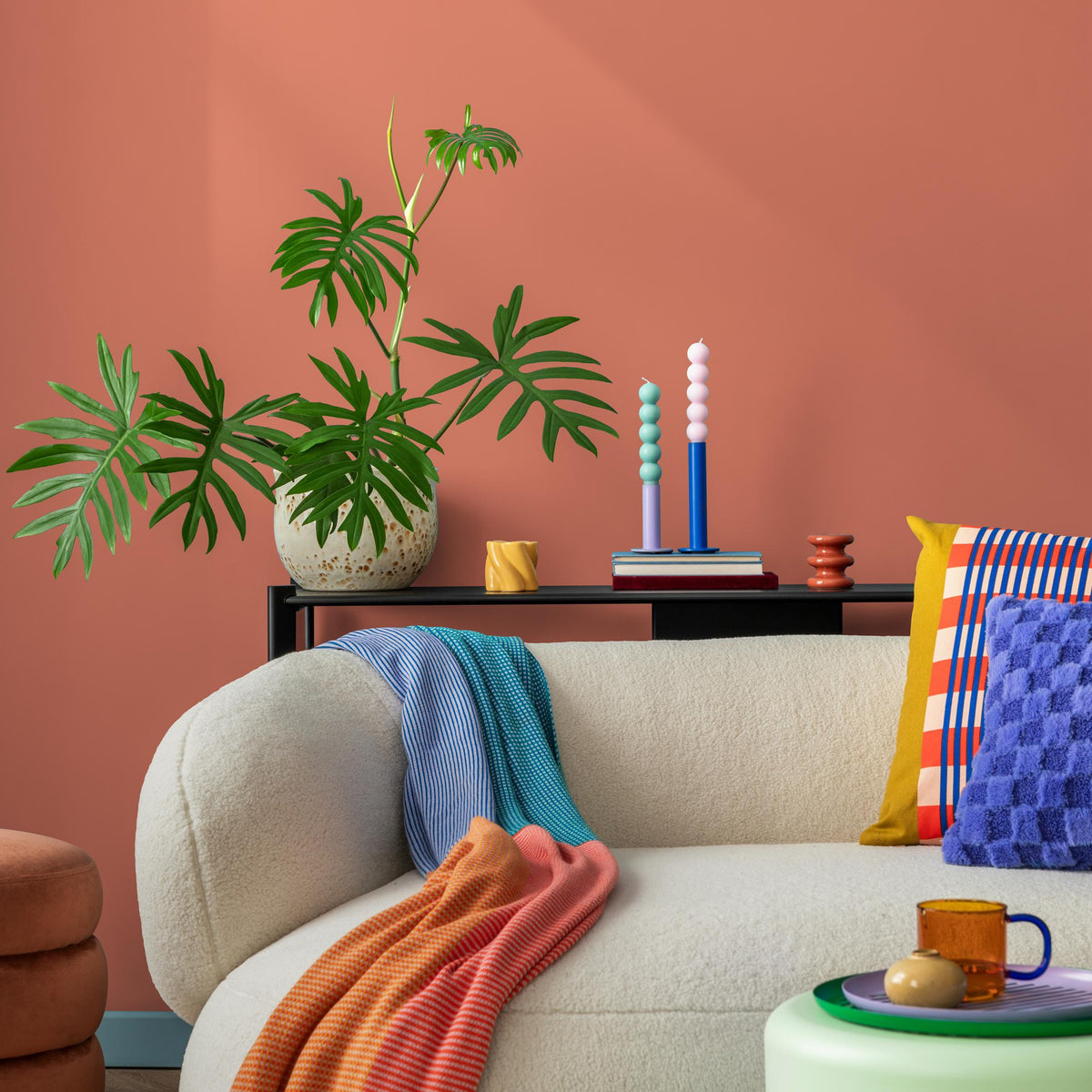 Coral Spice Wallpaper / Solid Color in a Warm Terracotta Orange Hue - E159