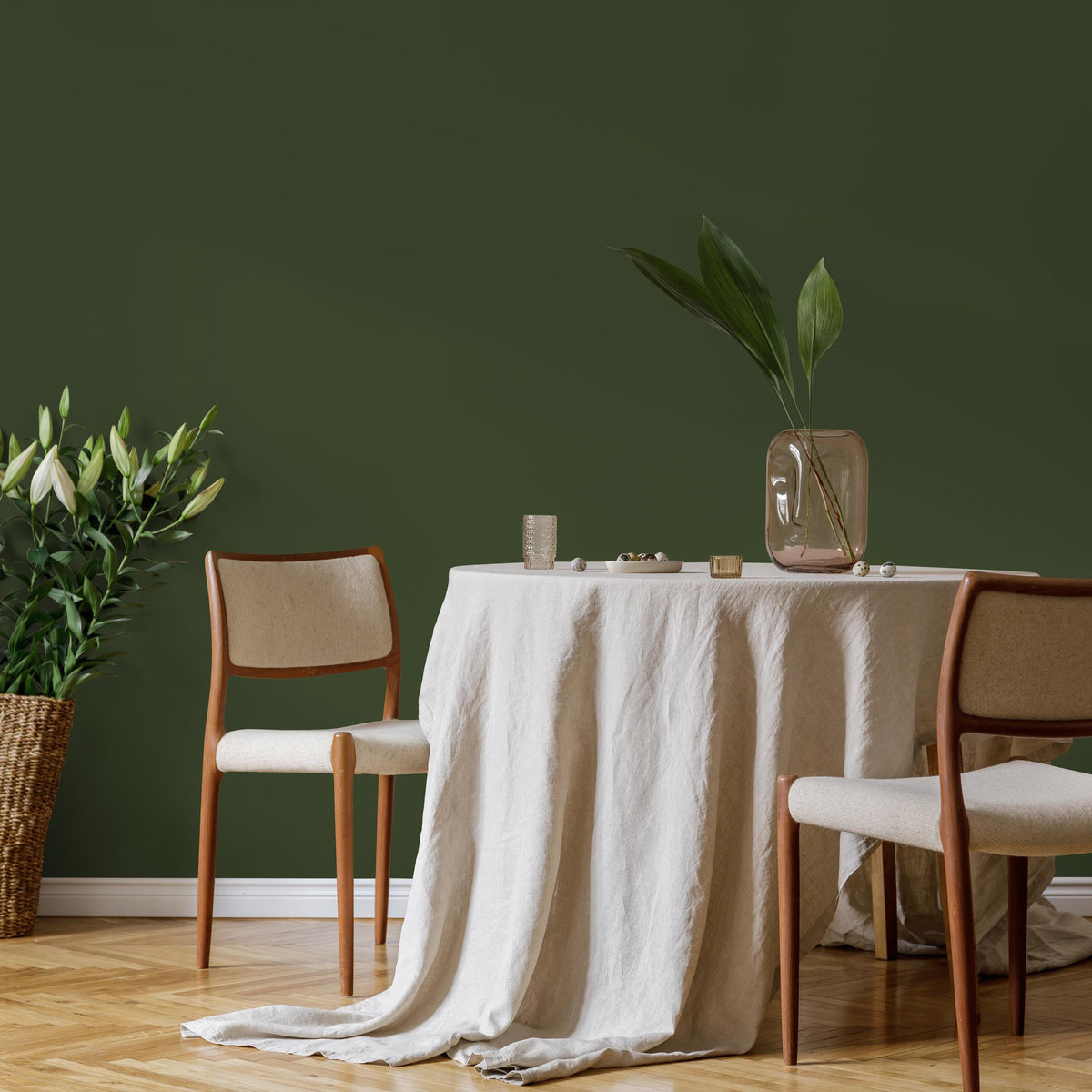 Dry Forest Dune Wallpaper / Solid Color / Modern Minimalist Wall in Earthy Forest Green - E196