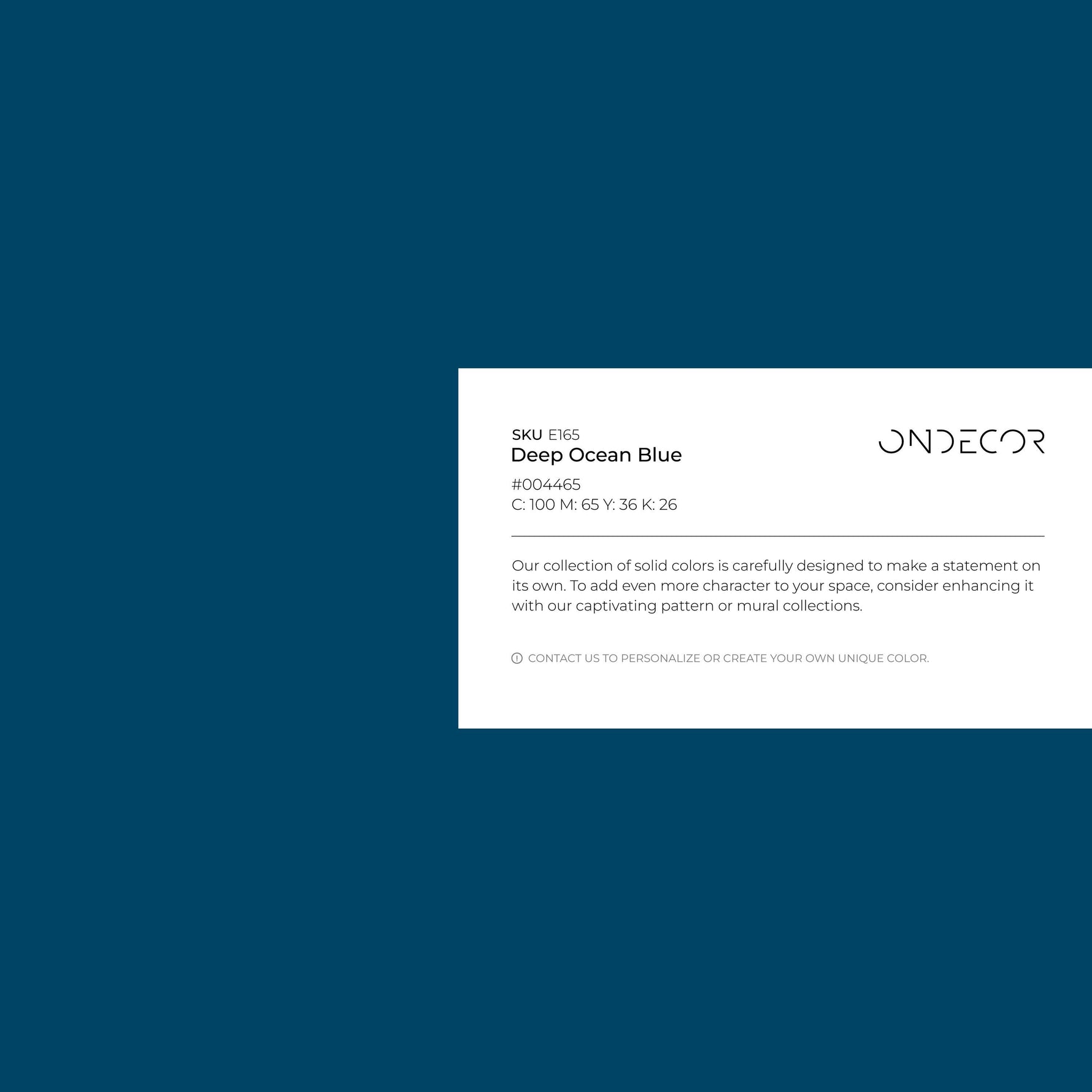 Deep Ocean Blue Wallpaper / Solid Color in Rich Navy and Midnight Blue - E165