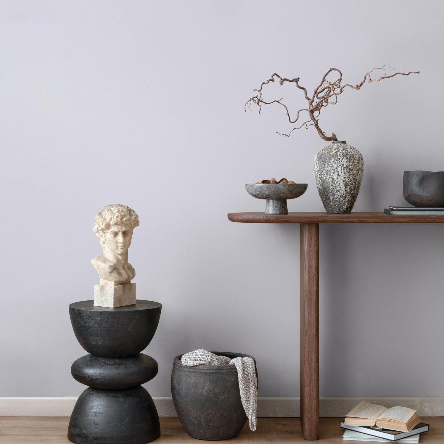 Fog Lilac Wallpaper / Solid Color / Modern Minimalist Accent Wall in Muted Lavender and Pale Purple - E221