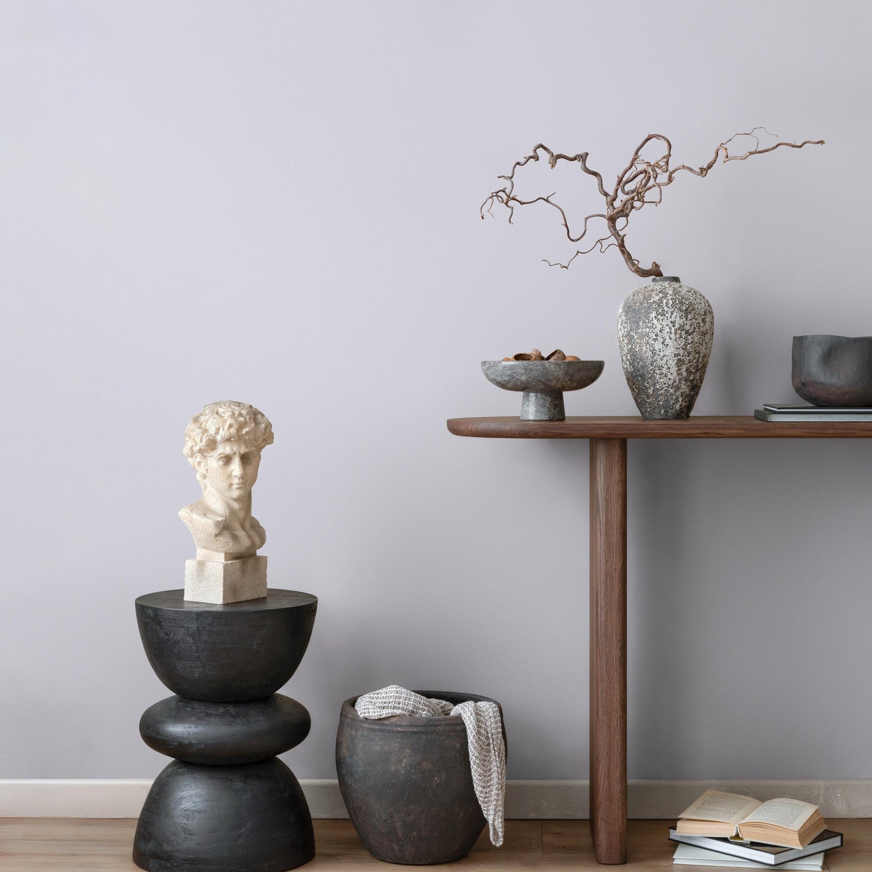 Fog Lilac Wallpaper / Solid Color / Modern Minimalist Accent Wall in Muted Lavender and Pale Purple - E221