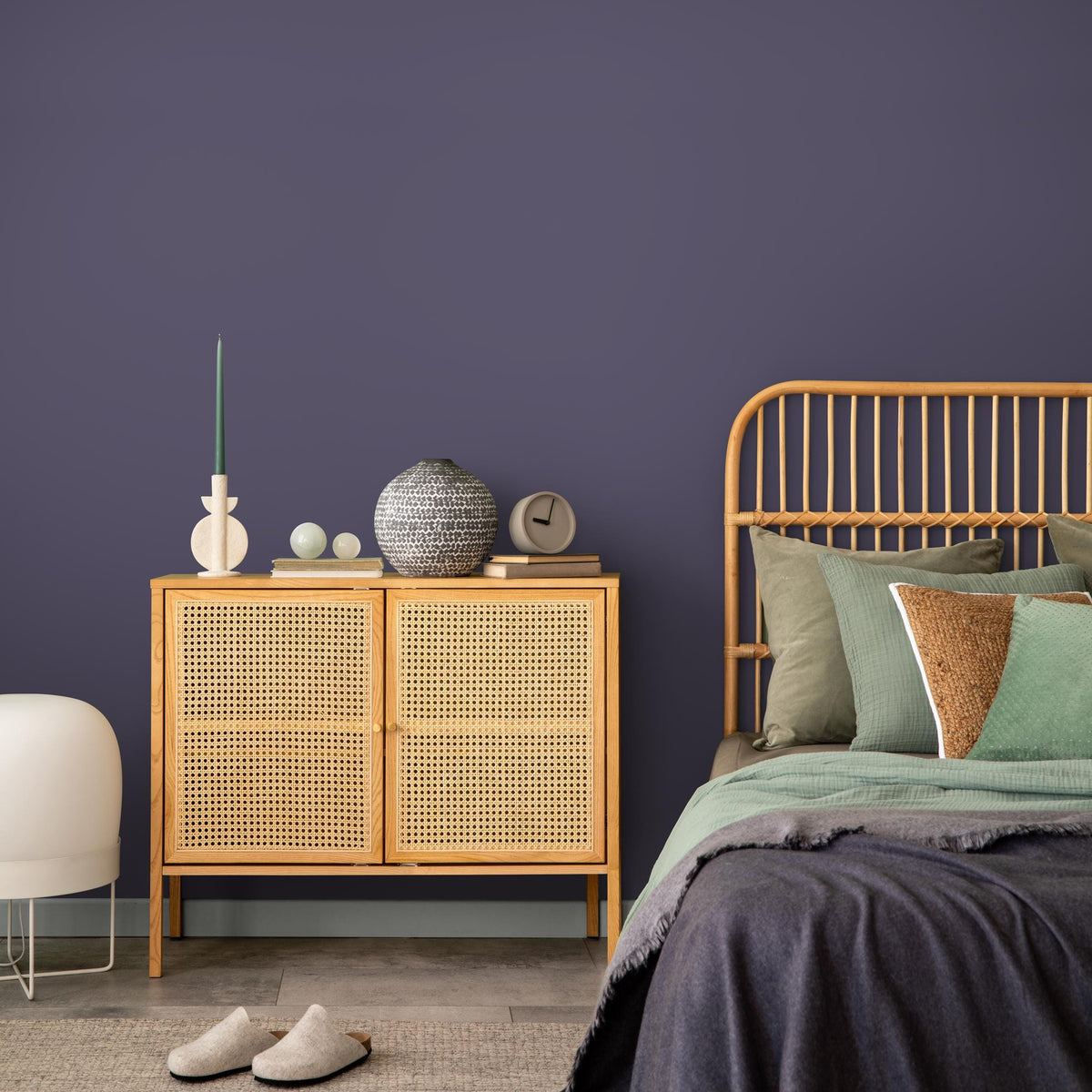 Smokey Violet Wallpaper / Solid Color / A Minimalist and Moody Accent in a Deep Greyish Purple Hue - E220