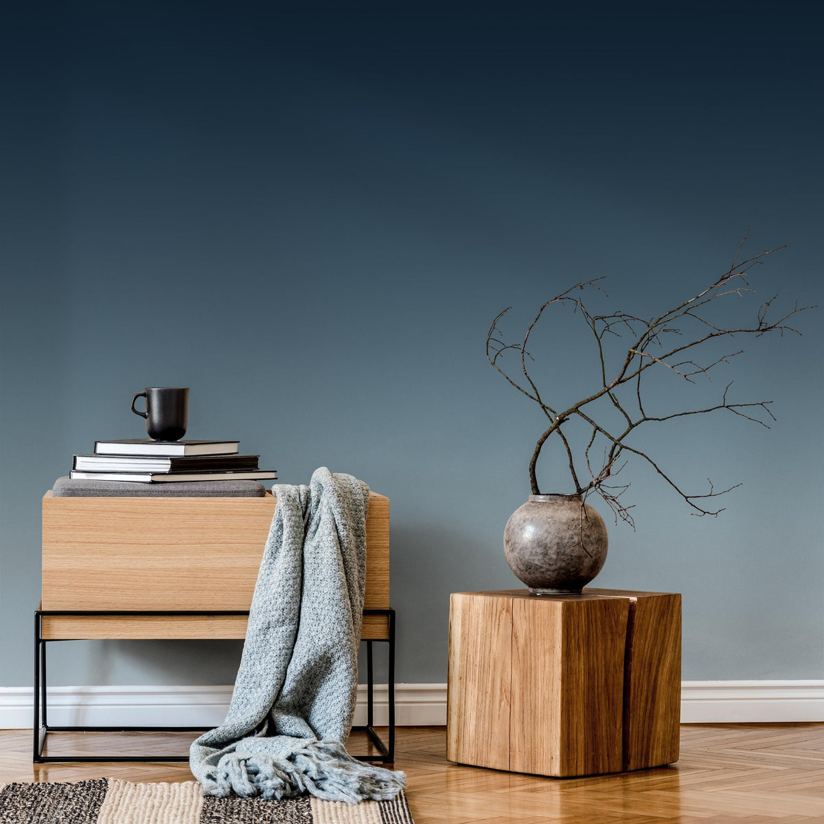 Ombre Wallpaper with a Dark Blue to Gray Gradient - E255