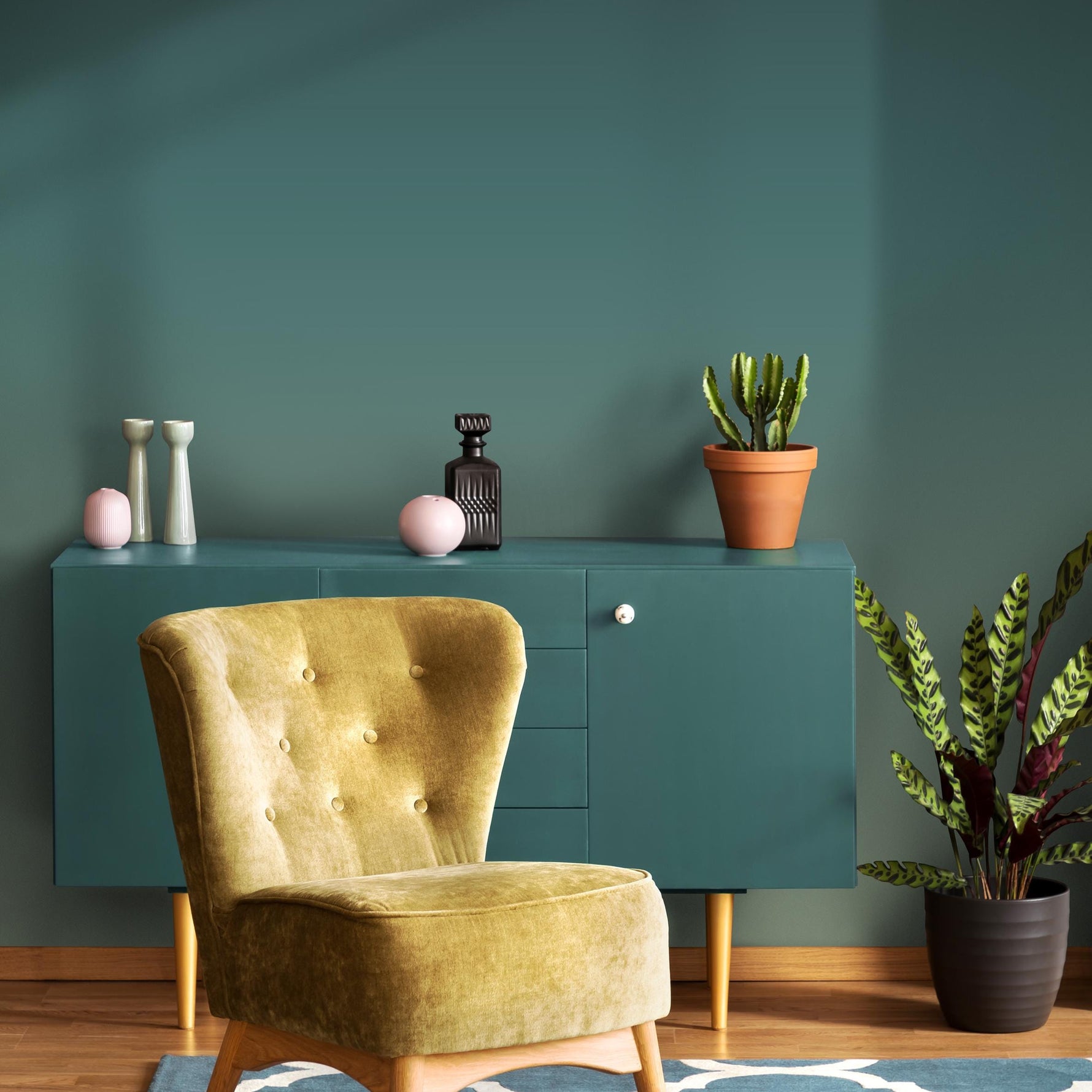 Ombre Wallpaper with a Smooth Gradient Effect in Teal and Green - E264