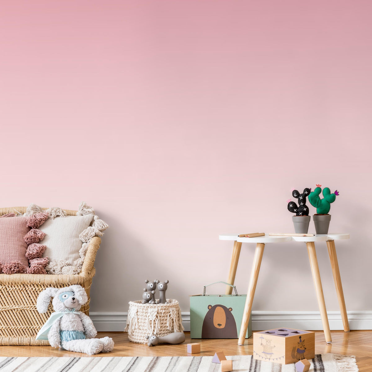 Ombre Wallpaper Featuring a Smooth Gradient in Pink - E250