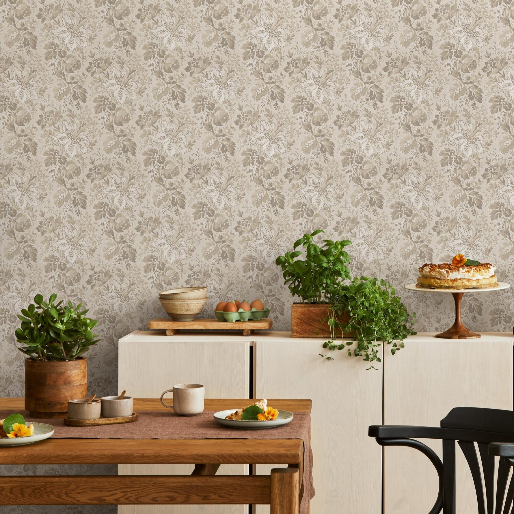Damask Wallpaper with a Vintage Botanical Motif in Beige and Taupe - E133 C