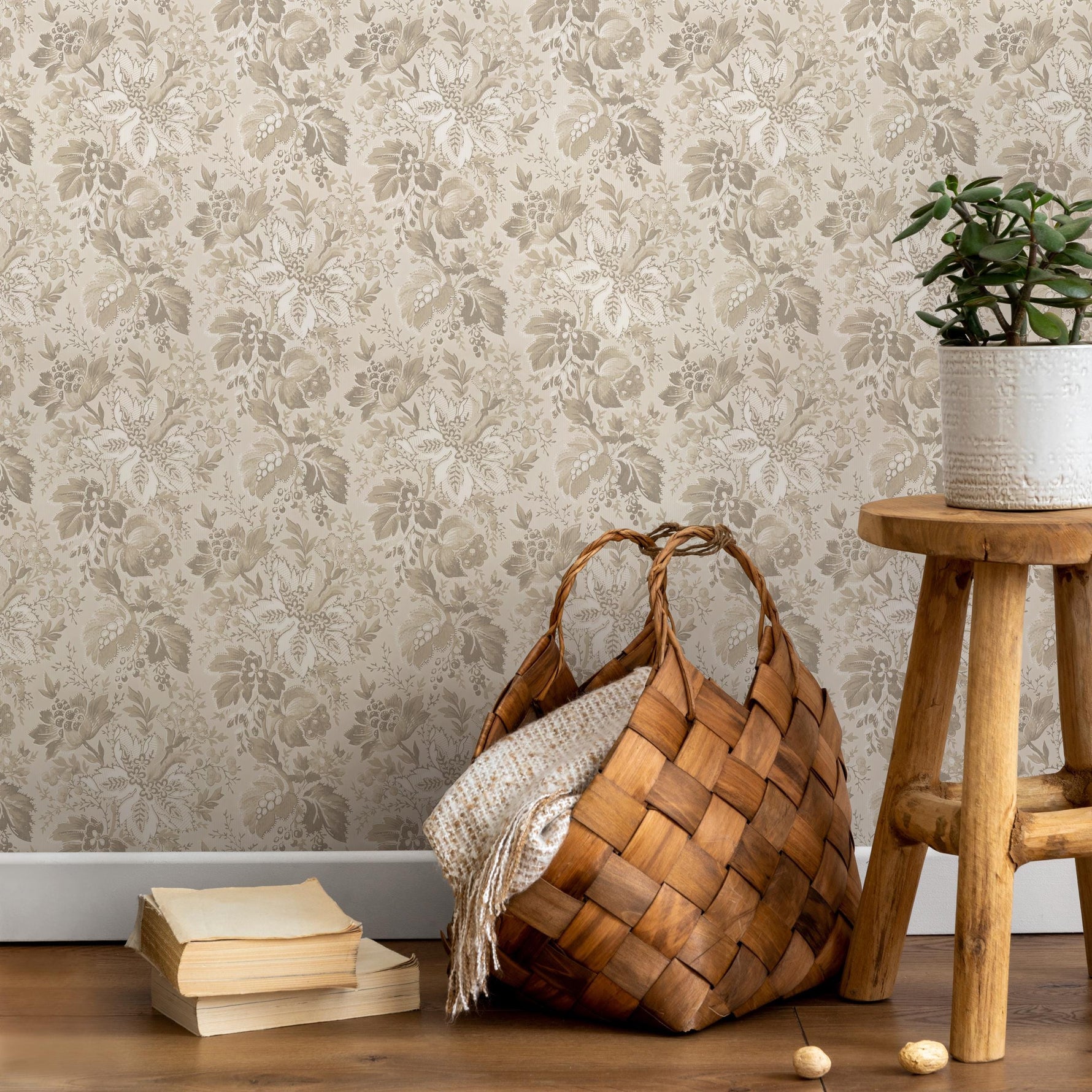 Damask Wallpaper with a Vintage Botanical Motif in Beige and Taupe - E133 C