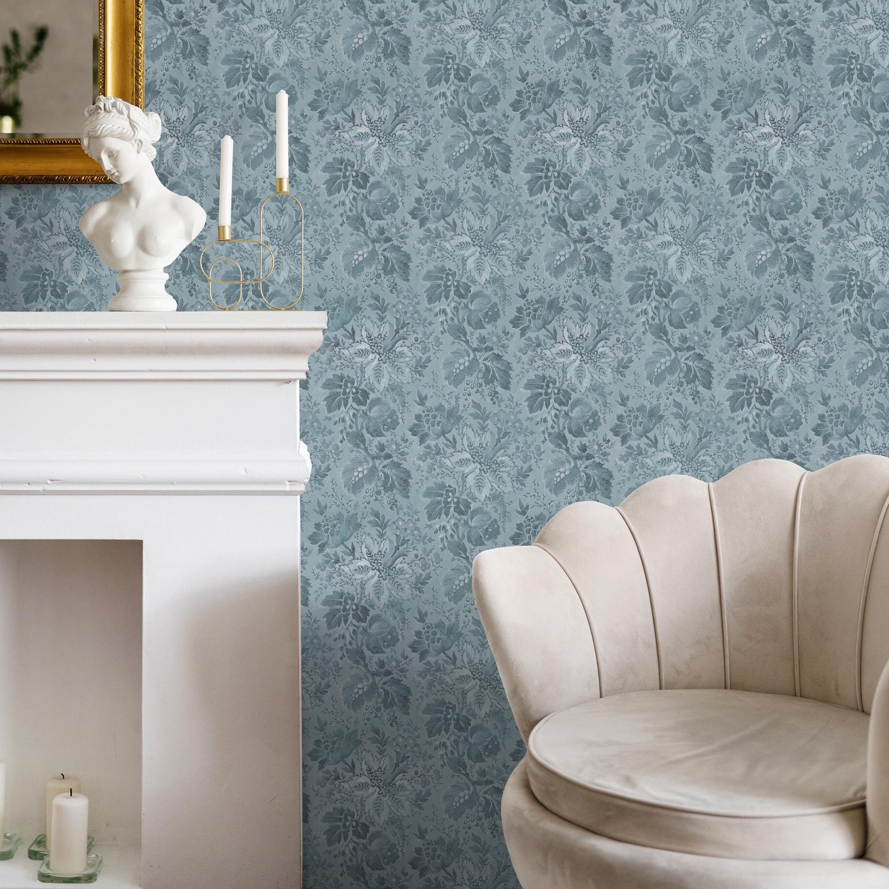 Damask Wallpaper with an Intricate Floral Motif in Blue and Gray - E134 B