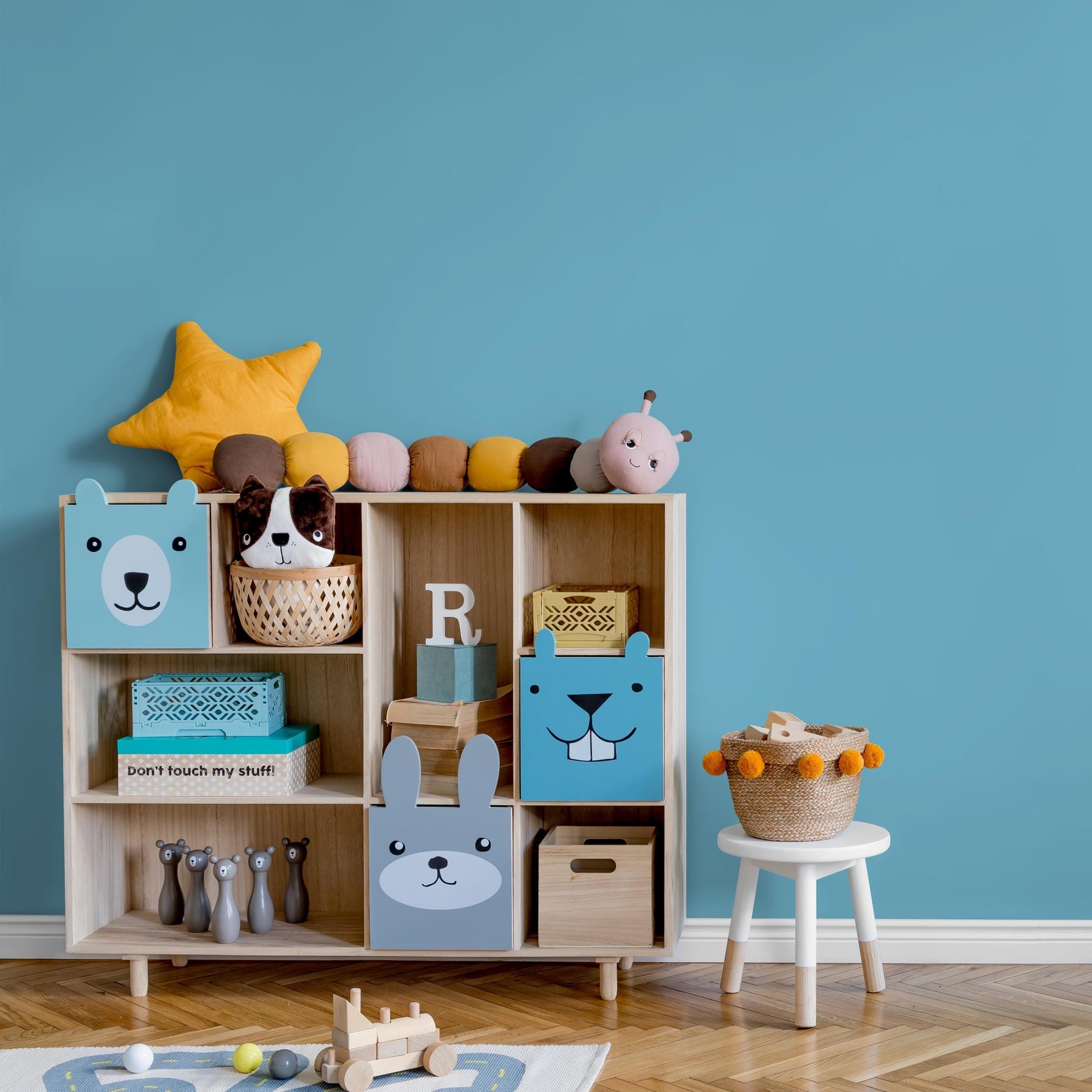 Iceberg Wallpaper / Solid Color / A Minimalist Design in Sky Blue and Soft Aqua - E164