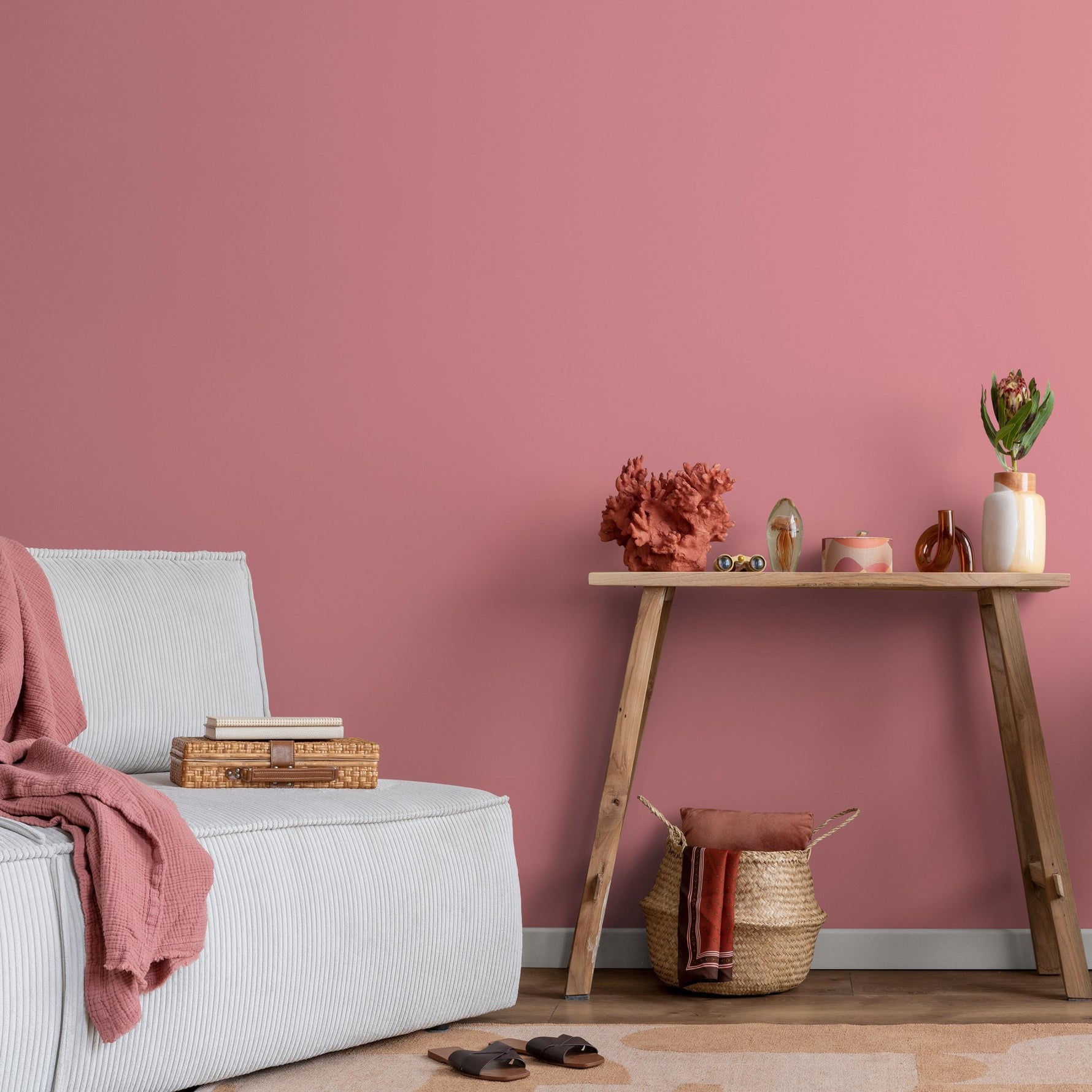 Coral Blush Wallpaper / Solid Color / Minimalist Accent Wall in a Warm Dusty Rose - E161