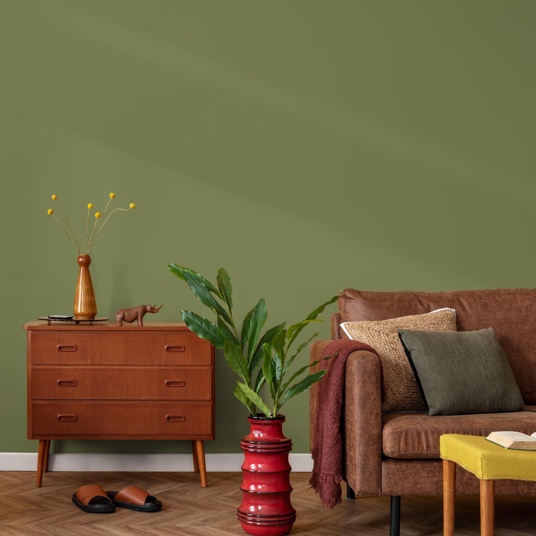 Moss Green Wallpaper / Solid Color / Minimalist Design in an Earthy Olive Hue - E186