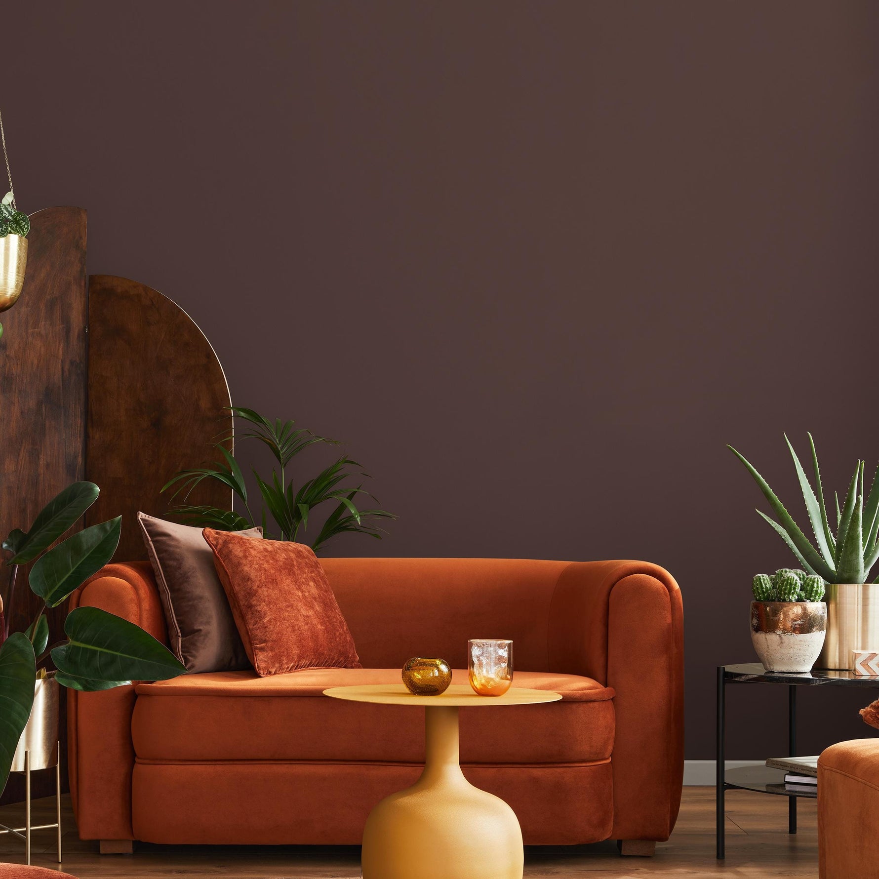 Smoke Mocha Wallpaper / Solid Color / Warm Neutral Accent in Muted Brown and Gray Tones - E152