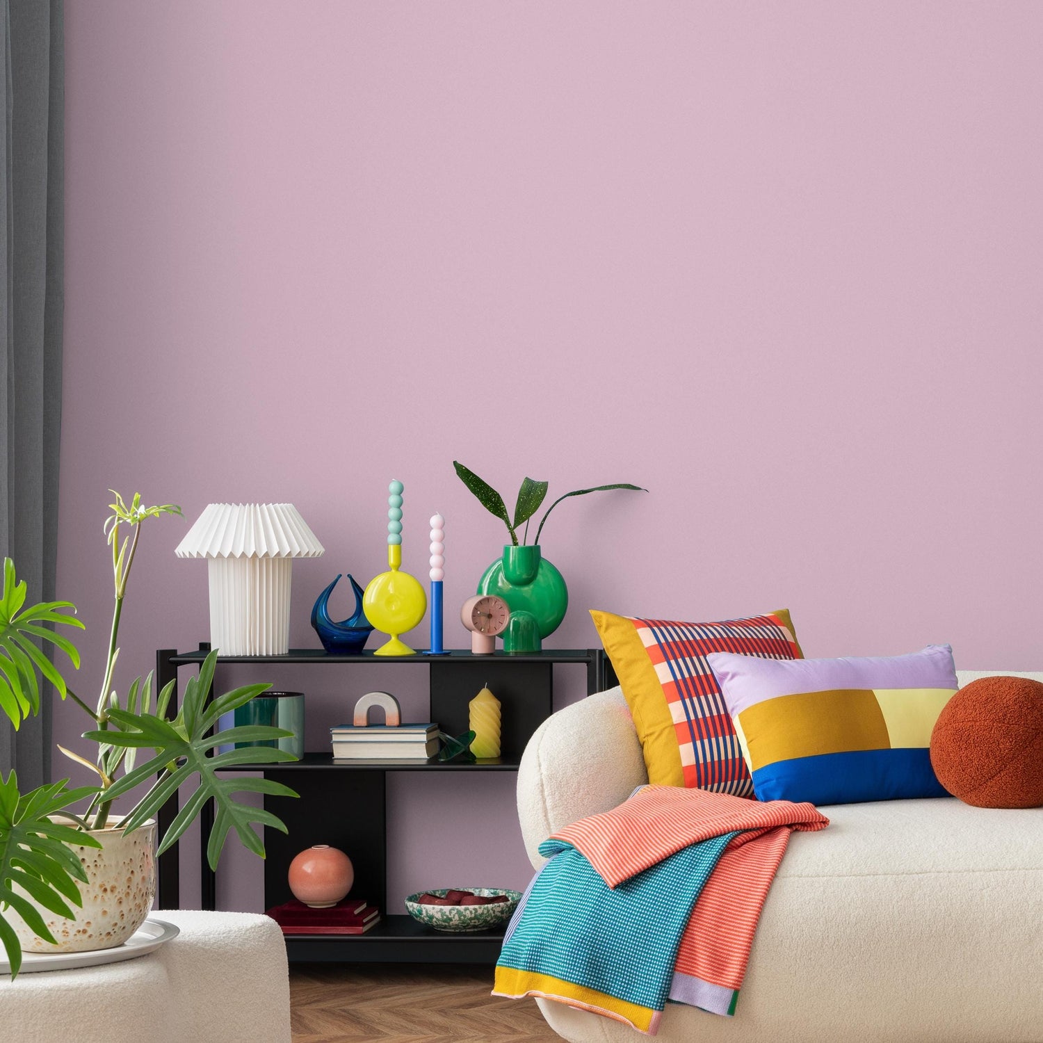 Powder Pink Wallpaper / Solid Color / Minimalist Design in a Soft Blush Rose Tone - E210