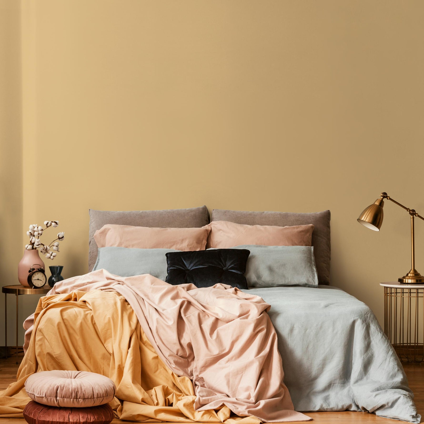 Soft Citrus Wallpaper / Solid Color With a Minimalist Solid Hue in Muted Ochre Yellow - E204