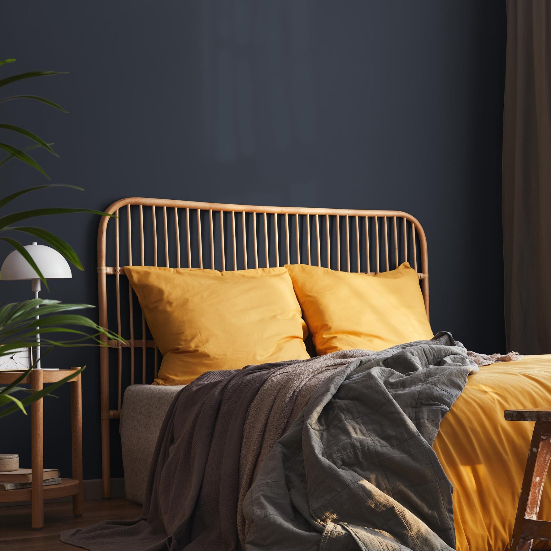 Graphite Blue Wallpaper / Solid Color With a Modern Minimalist Finish in Deep Slate Blue and Charcoal Tones - E226