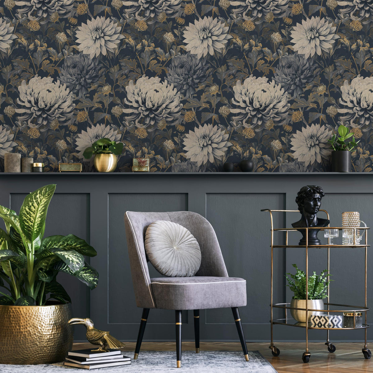 Floral Wallpaper with Moody Blooms in Dark Blue and Gold - E300