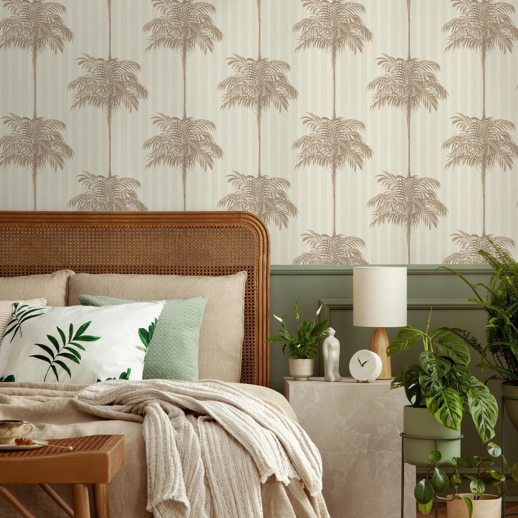 Botanical Wallpaper featuring a Striped Palm Tree Motif in Beige and Tan - E309