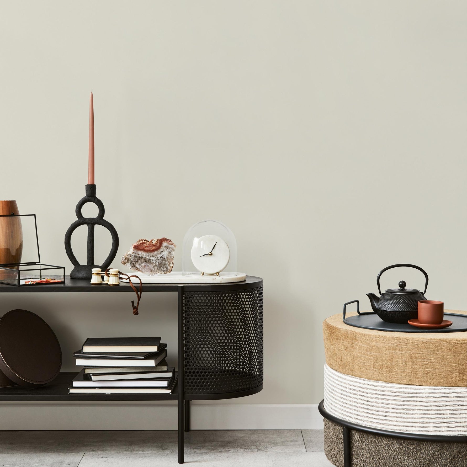 Light Canvas Wallpaper / Solid Color With a Minimalist Textured Finish in a Warm Creamy White - E235