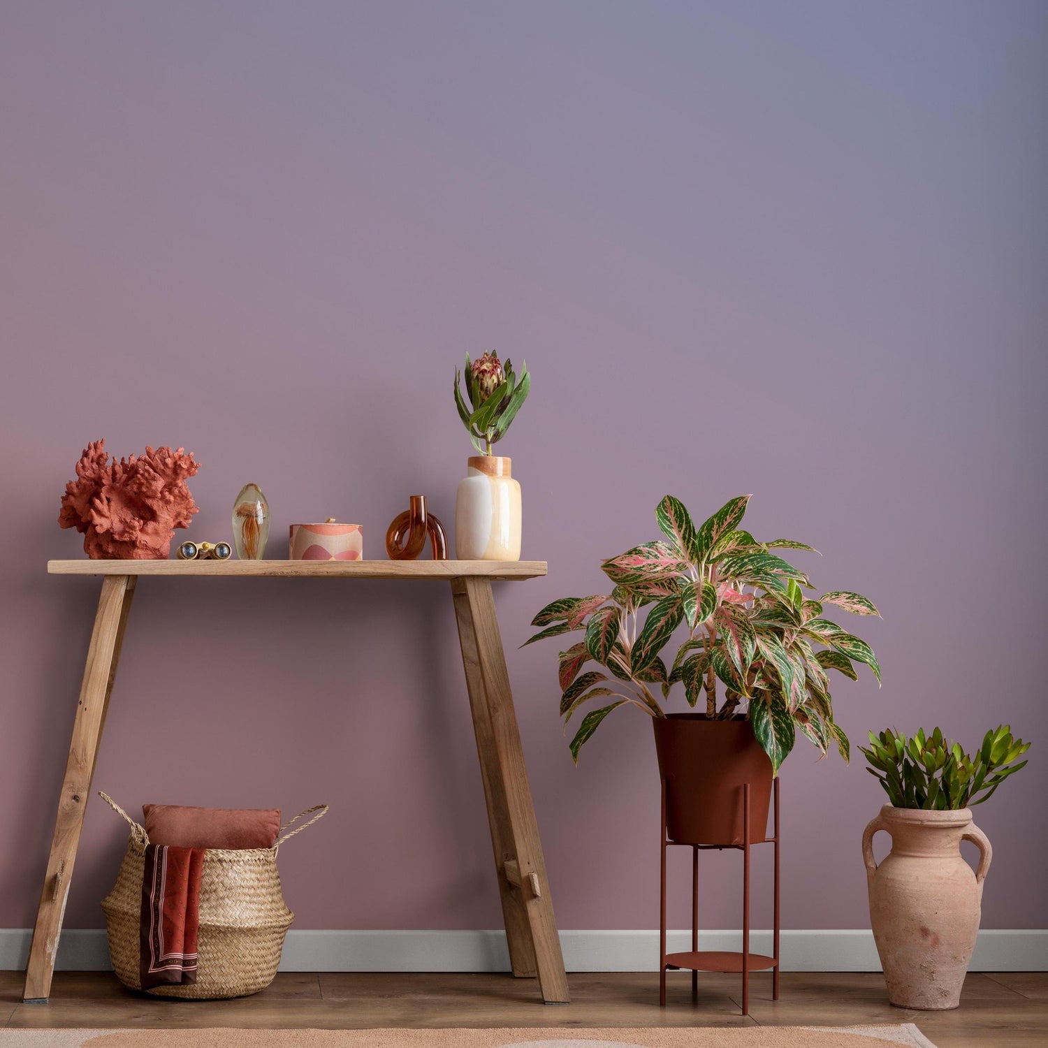 Ombre Wallpaper with a Soft Gradient Effect in Purple and Blue - E239