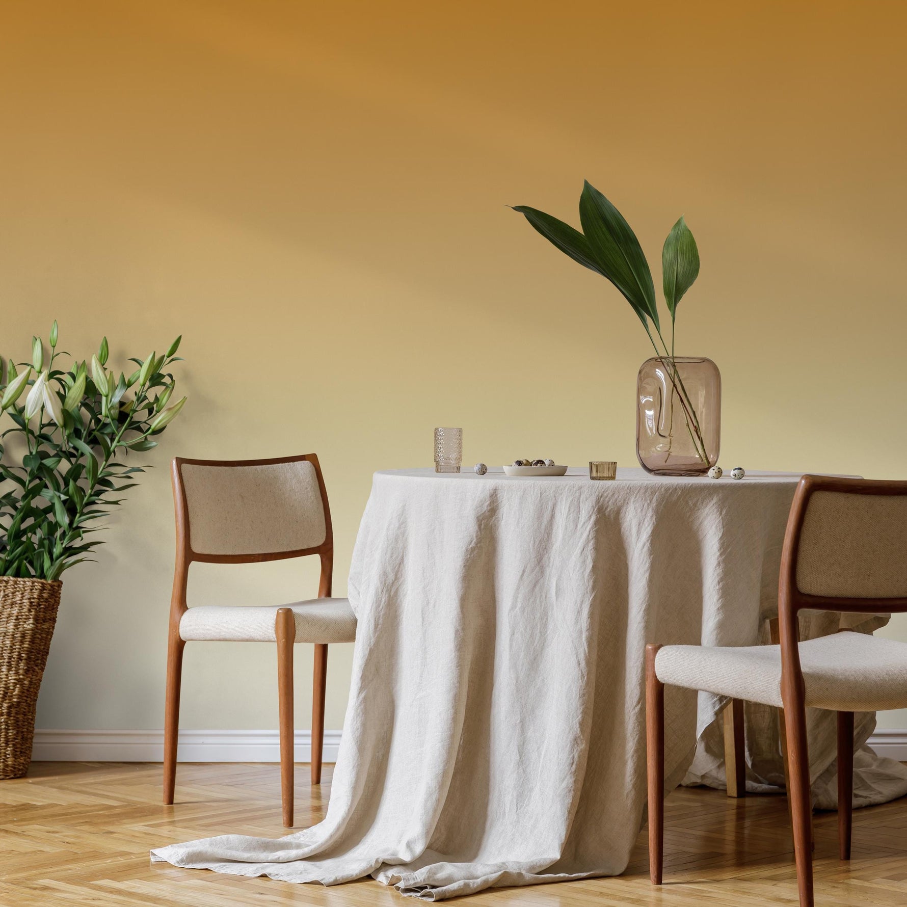 Ombre Wallpaper with a Warm Gradient in Yellow and Orange - E275