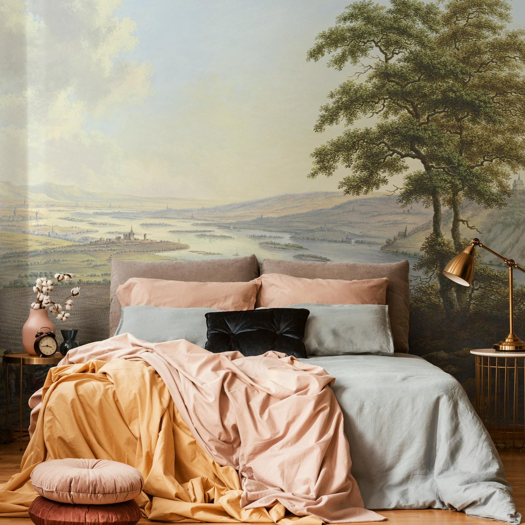 Landscape Wallpaper Depicting a Vintage Painting in Green and Brown - E318