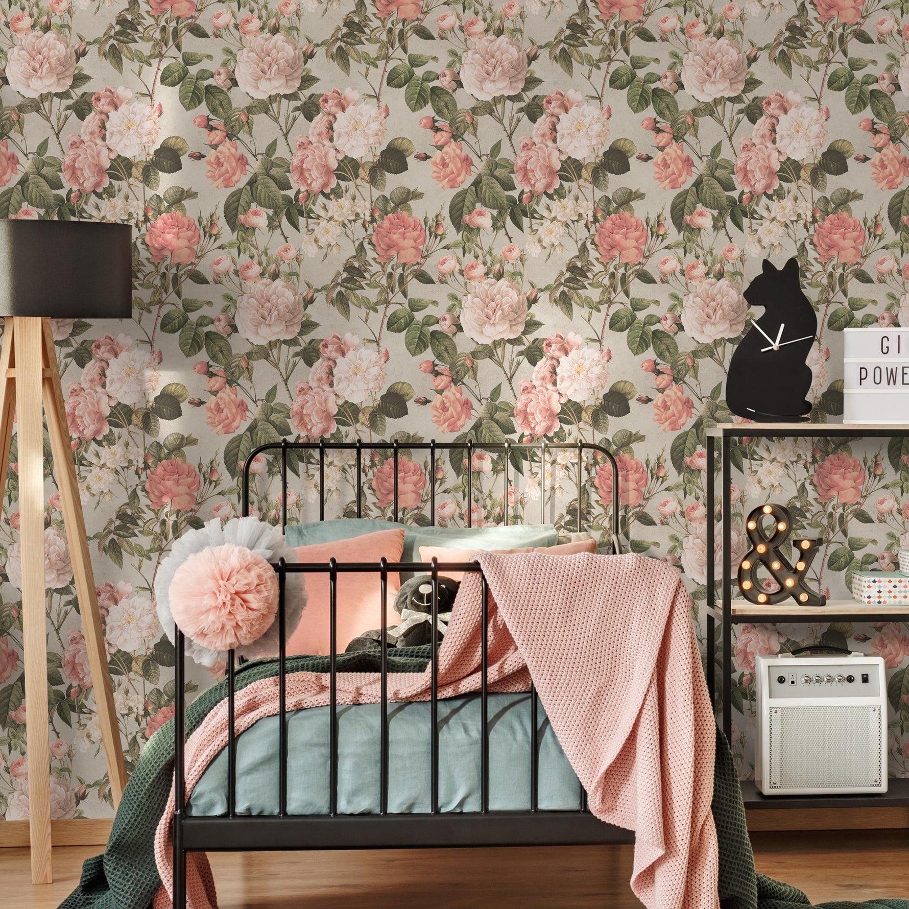 Floral Wallpaper with a Vintage Rose Motif in Pink, Green, and Beige - E301