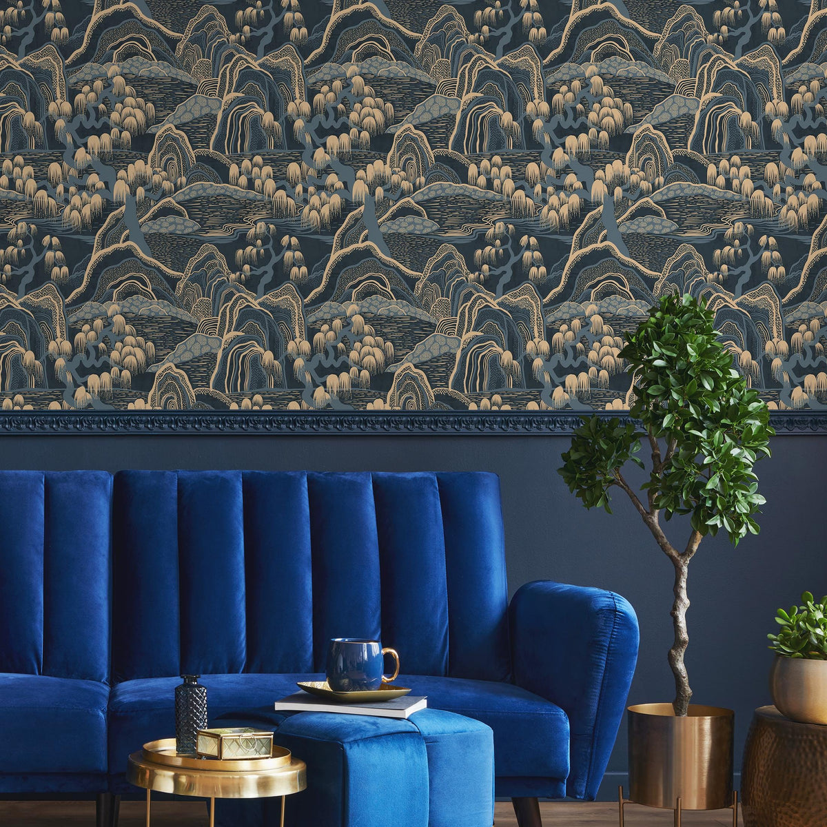 Chinoiserie Wallpaper with a Japanese Mountain Landscape in Navy Blue and Beige - E321