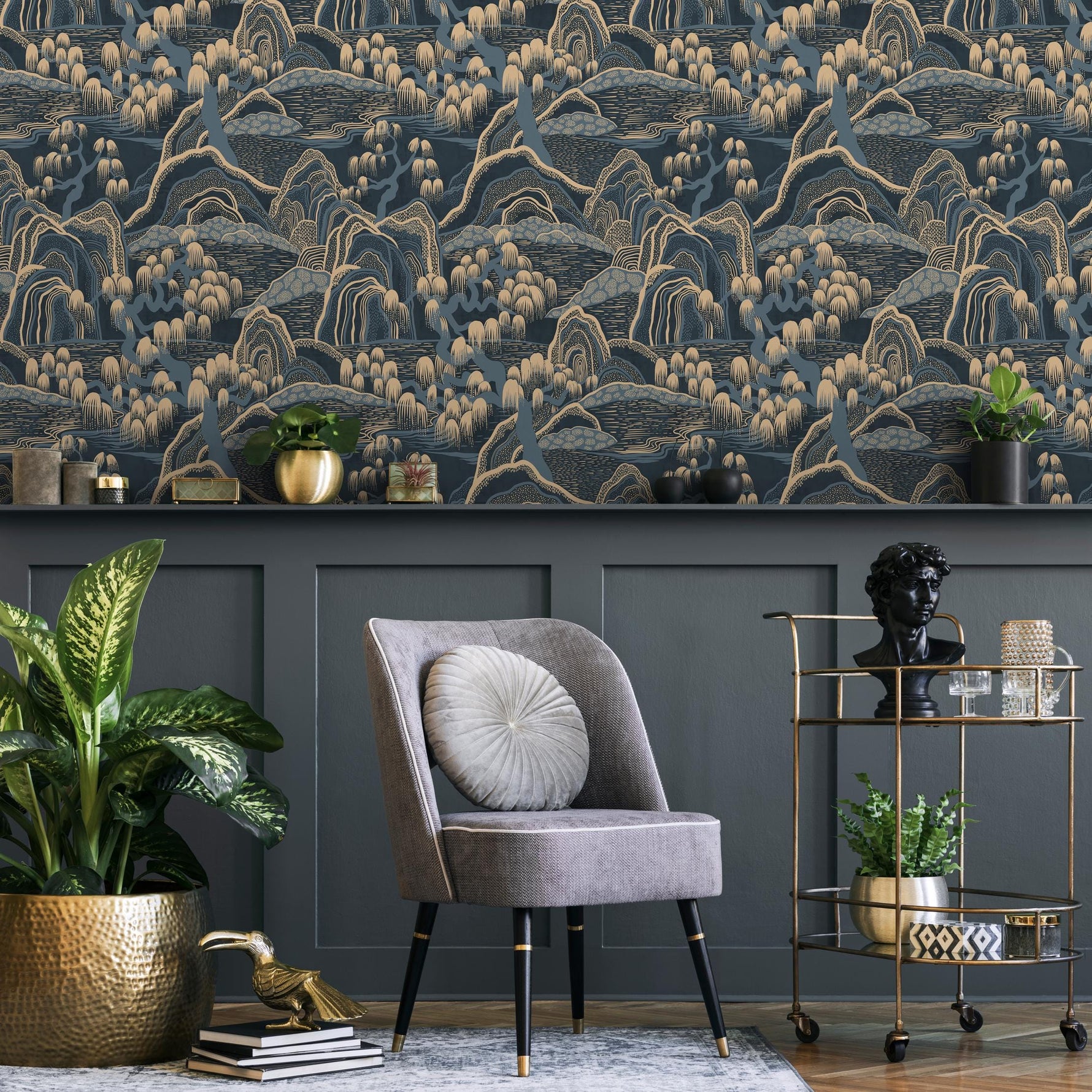 Chinoiserie Wallpaper with a Japanese Mountain Landscape in Navy Blue and Beige - E321