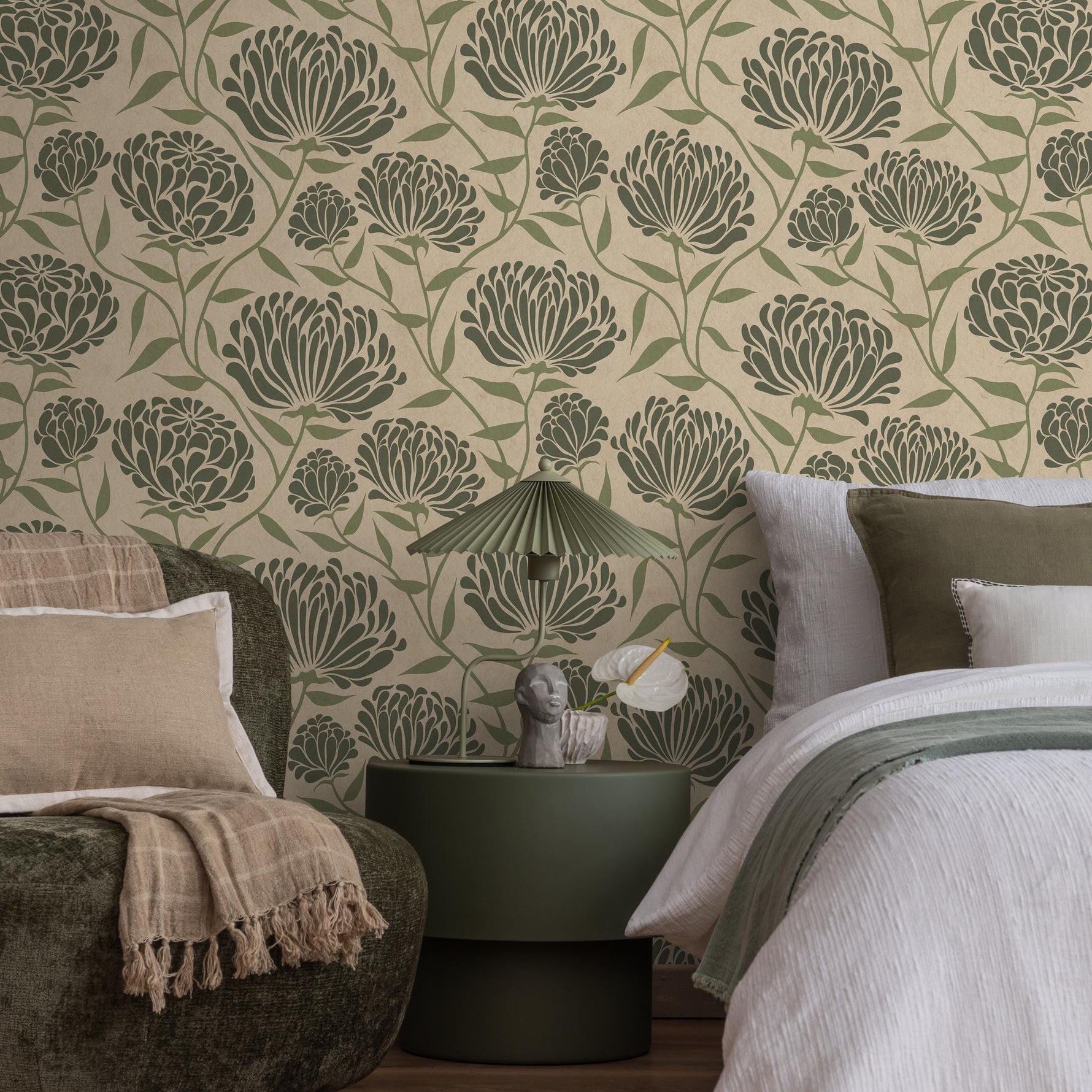 Floral Wallpaper with an Arts and Crafts Motif in Green and Beige - E374