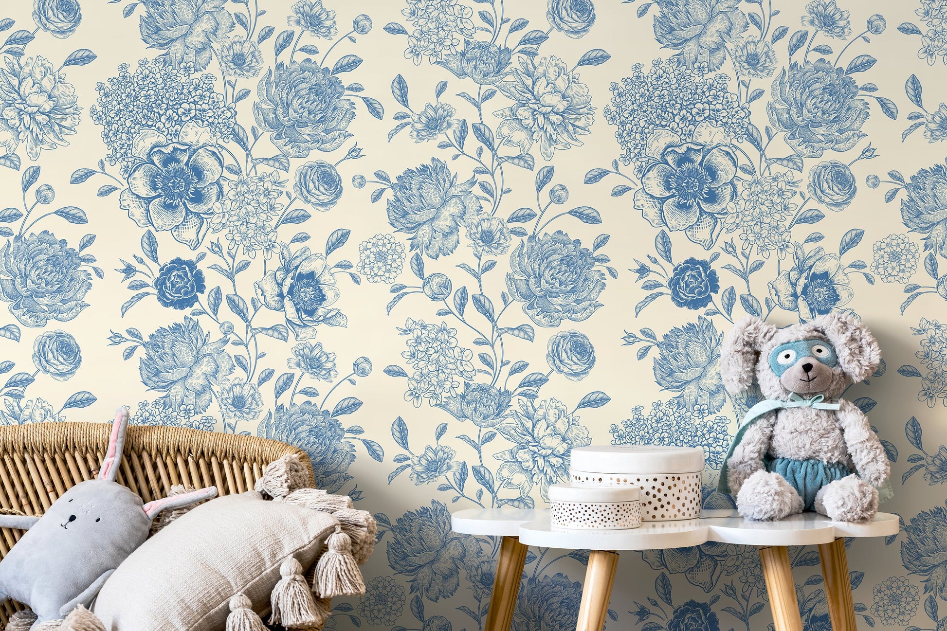Blue Vintage Floral Wallpaper / Peel and Stick Wallpaper Removable Wallpaper Home Decor Wall Art Wall Decor Room Decor - D052